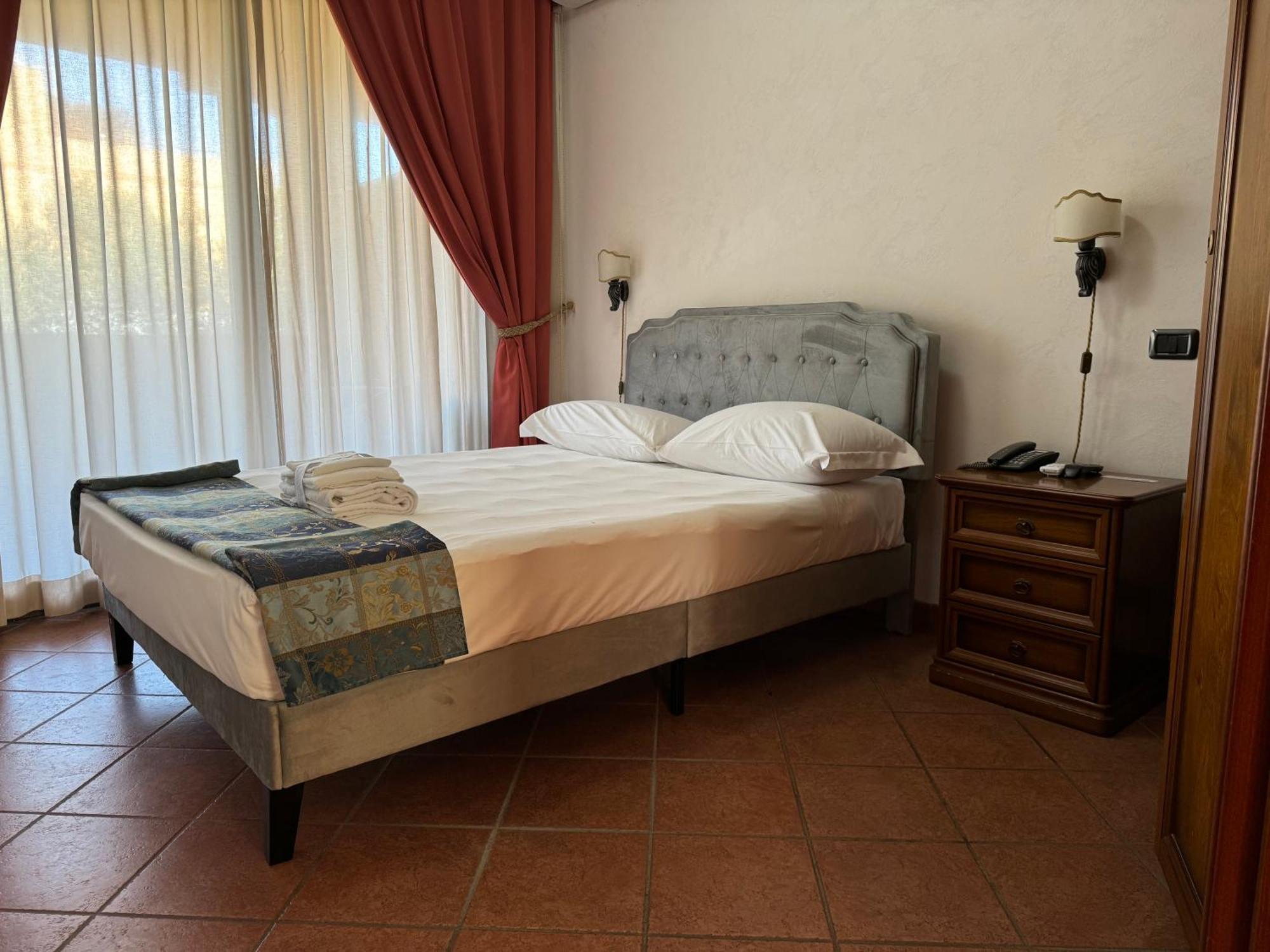 Euro House Inn Airport Fiumicino Exterior foto