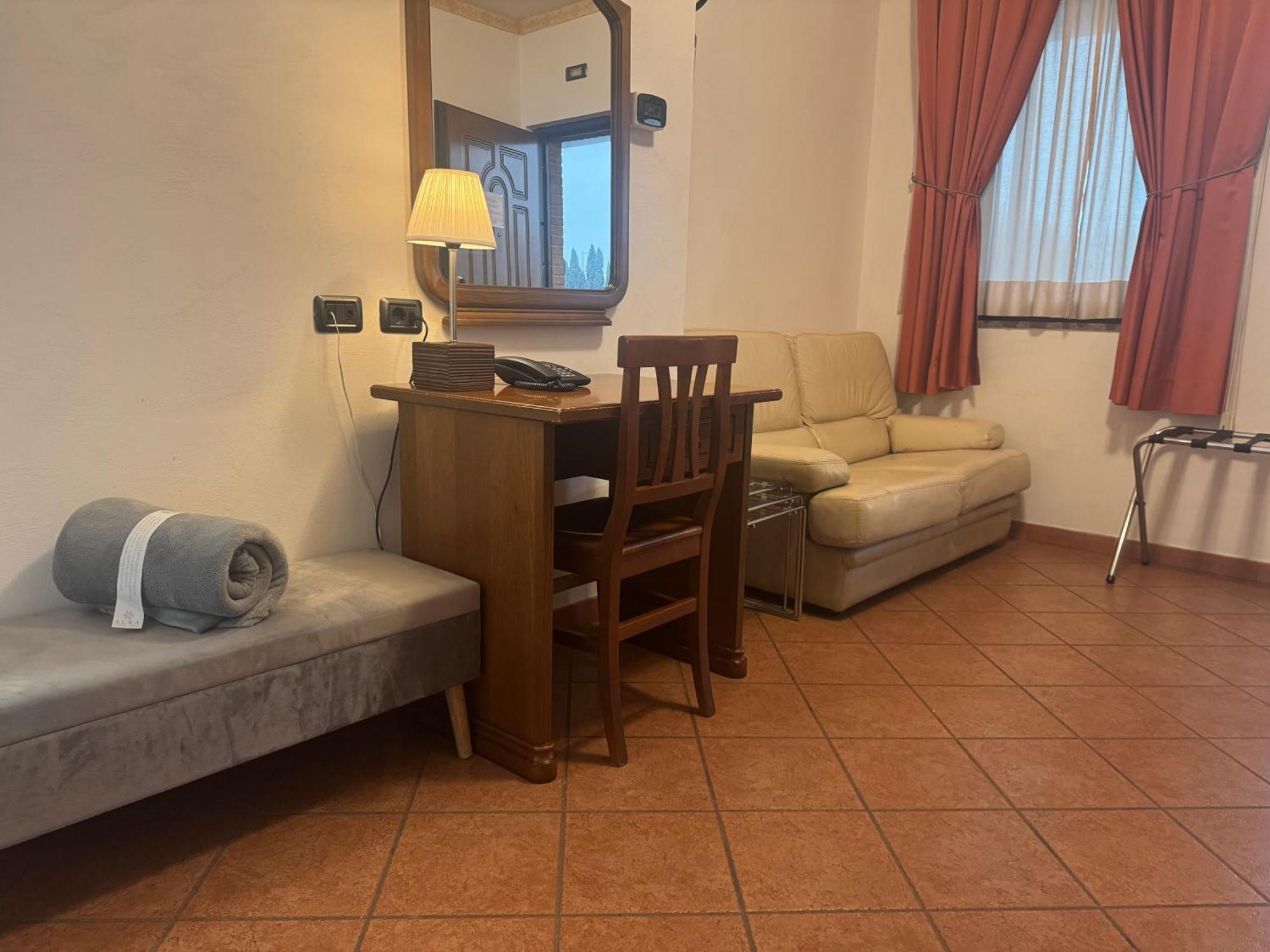Euro House Inn Airport Fiumicino Exterior foto