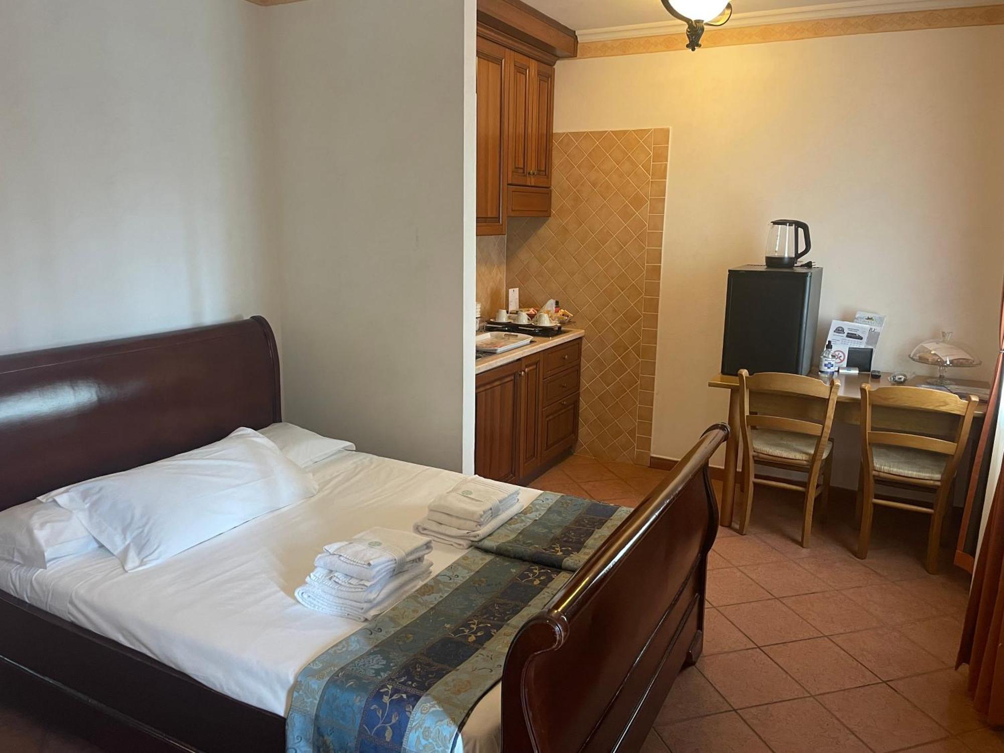 Euro House Inn Airport Fiumicino Exterior foto