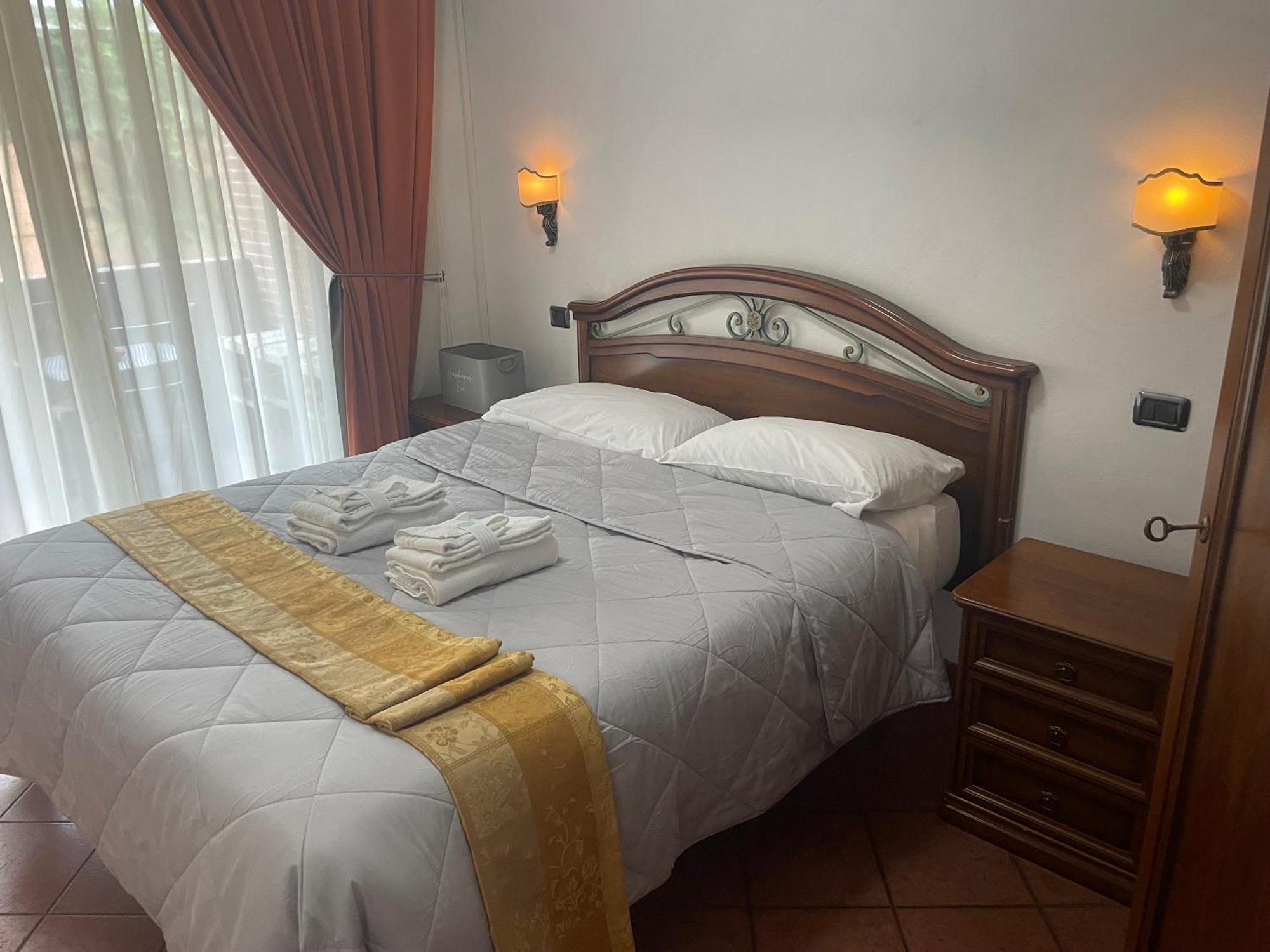 Euro House Inn Airport Fiumicino Exterior foto